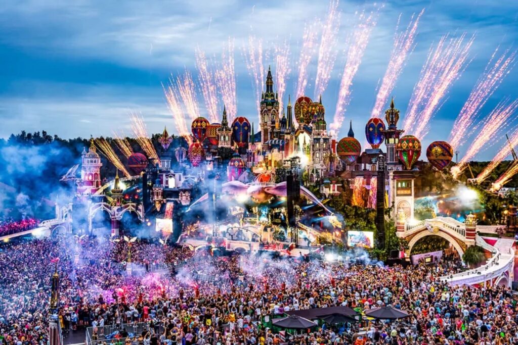 Tomorrowland 2024 lanza su cartel con más de 400 artistas Beat&Mix